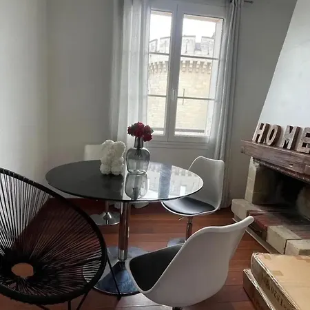 Spacieux A 65 M² Avec Balcon Vue Sur La Διαμέρισμα