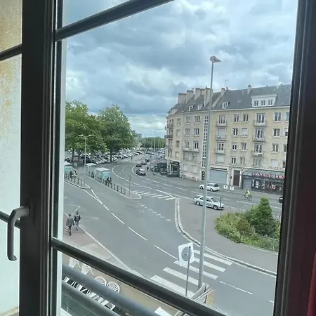 Spacieux A 65 M² Avec Balcon Vue Sur La Διαμέρισμα *