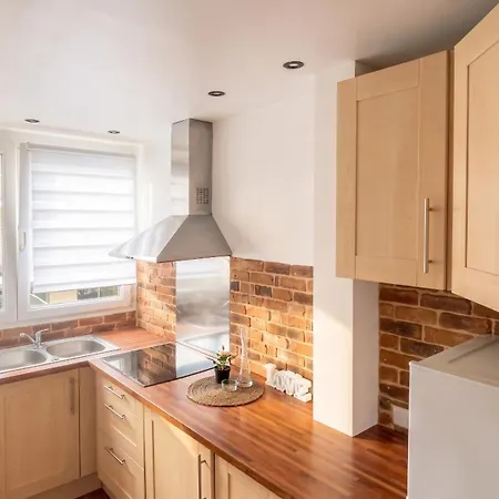 Spacieux A 65 M² Avec Balcon Vue Sur La Διαμέρισμα Καν