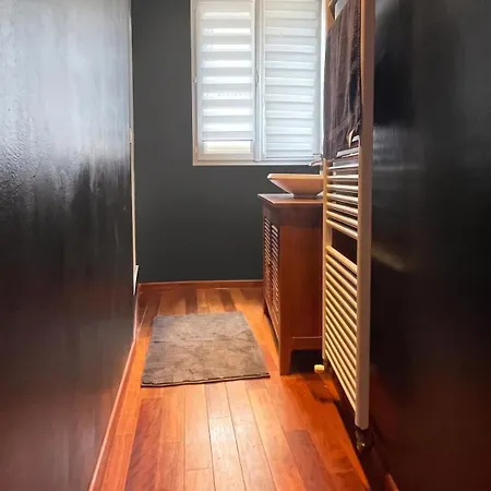Spacieux A 65 M² Avec Balcon Vue Sur La Καν