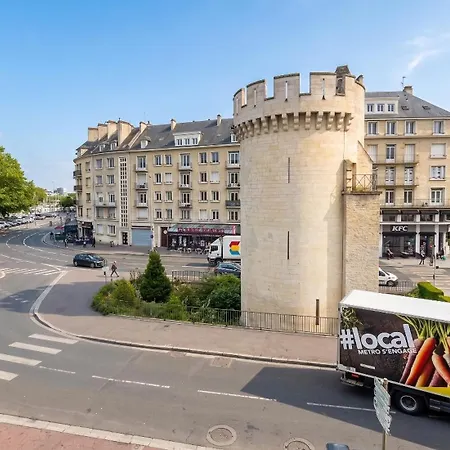 Spacieux A 65 M² Avec Balcon Vue Sur La Διαμέρισμα Καν