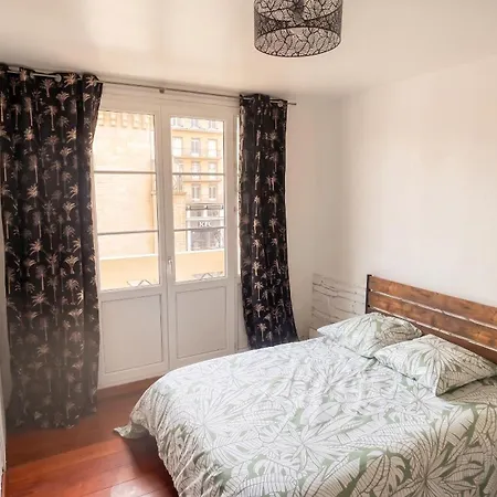 Spacieux A 65 M² Avec Balcon Vue Sur La Διαμέρισμα Καν