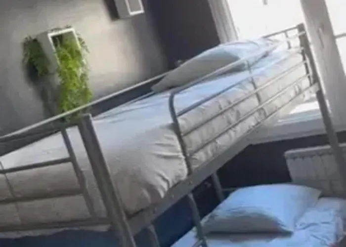 Spacieux A 65 M² Avec Balcon Vue Sur La *