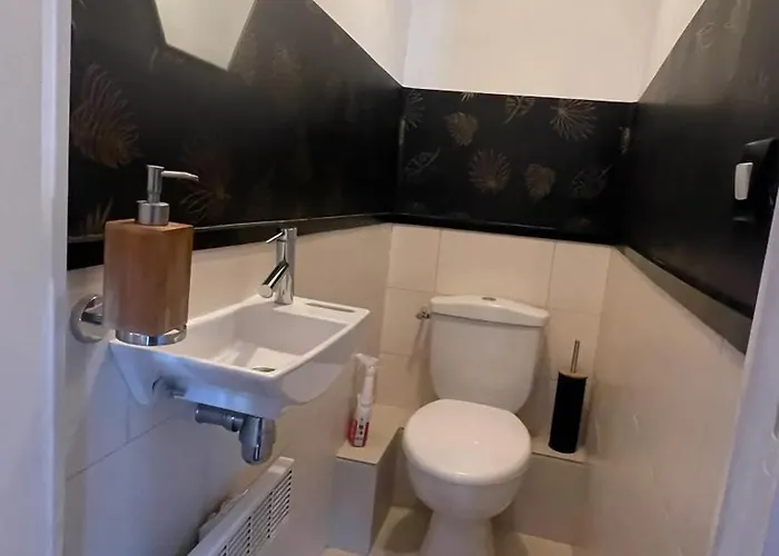 Daire Spacieux A 65 M² Avec Balcon Vue Sur La Caen